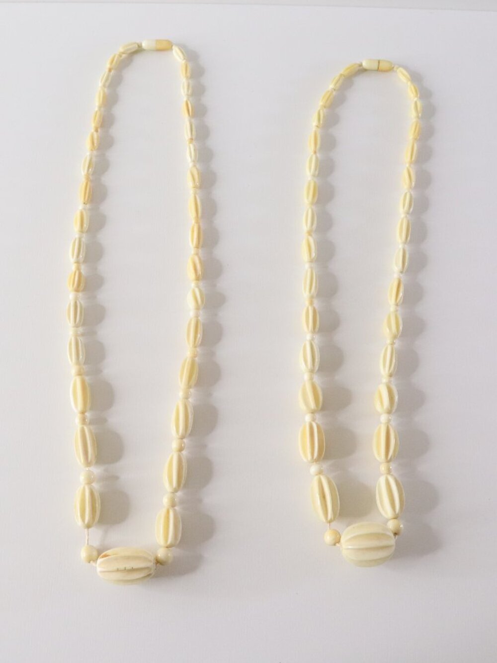 Vintage Shell Necklaces Cream Beige Beachy Natural Set of 2 Barrel Clasp
